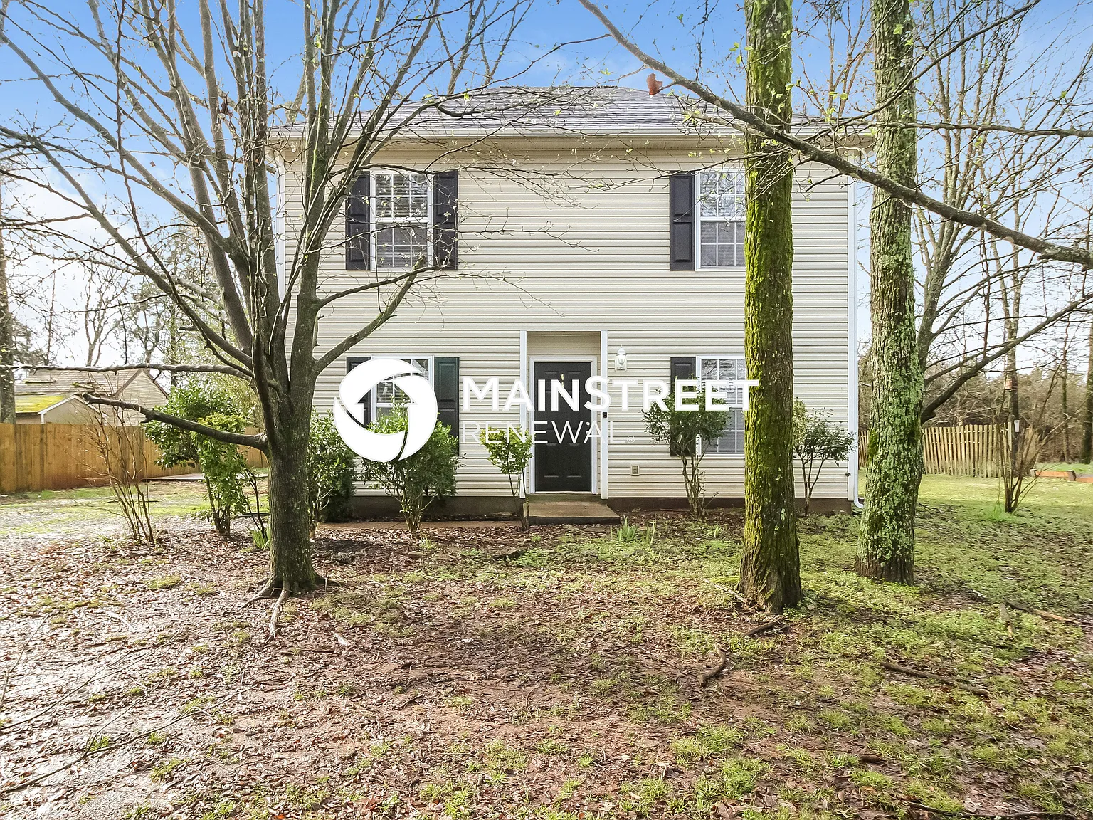 448 Dorchester Dr — Photo 1