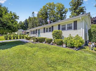 6 Peters Rd, Hopewell Junction, NY 12533