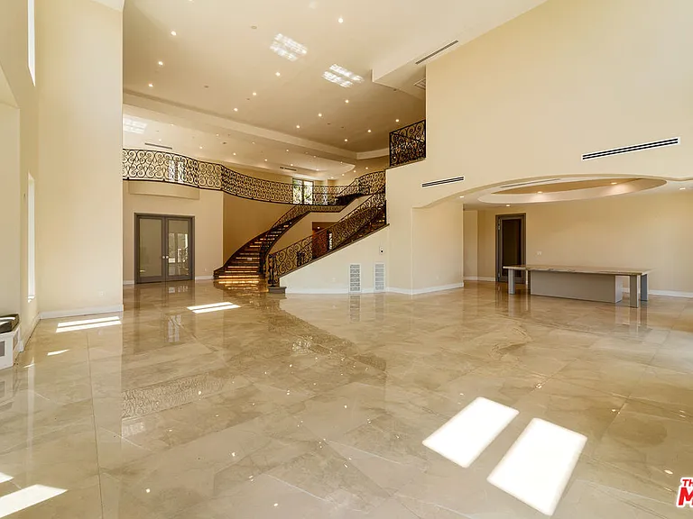 11631 Poema Pl — Photo 8