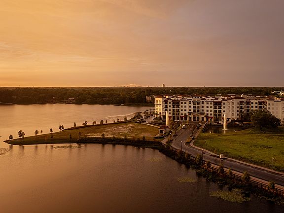 03-Aventon-Gem-Lake-Aerial