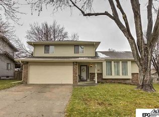 6512 S 108th Ave, Omaha, NE 68137