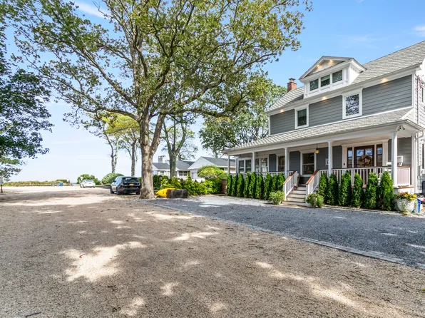 5 Washington Ave, Bayville, NY 11709