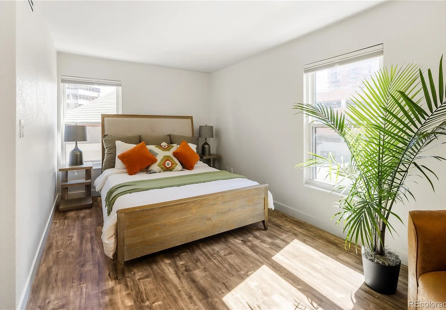 2 bed, 1.0 bath, 847 sqft, $2,200 — Photo 4
