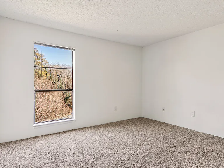 Andover Park Apartments — Photo 20