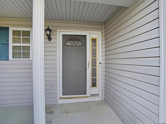 2nd image of 6139 Misty Creek Dr