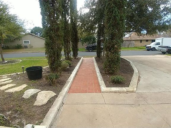 5th image of 1412 Greenwich Dr