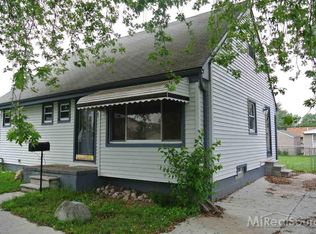 22701 Laukel St, Saint Clair Shores, MI