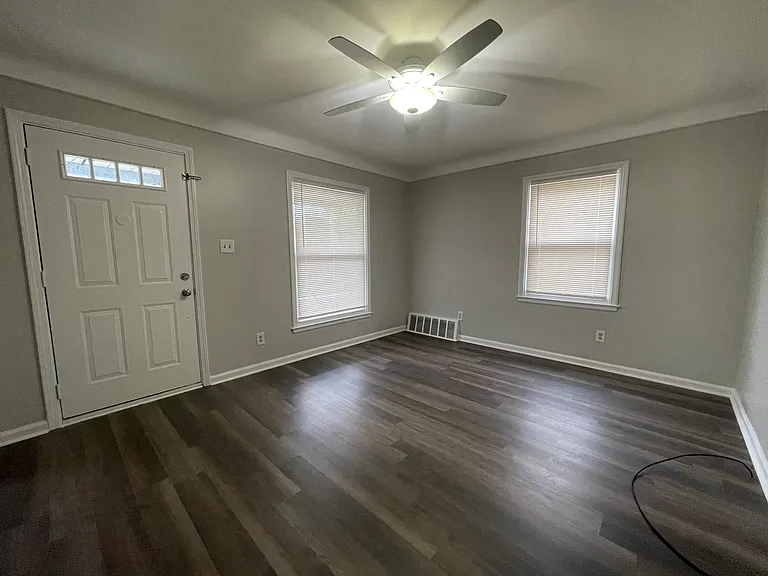 24621 Cherry St — Photo 9
