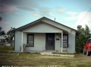 222 NW 7th St, Tulia, TX 79088