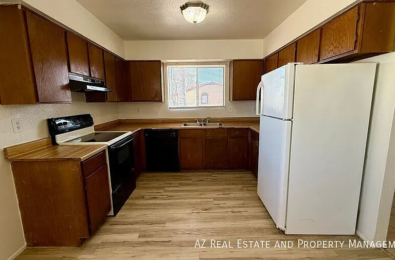 3128 E Cicero St #202 — Photo 7