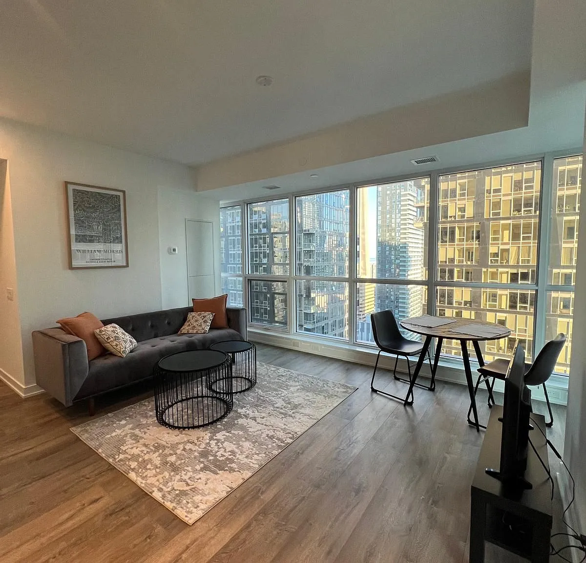 1 bed, $3,000 — Photo 2
