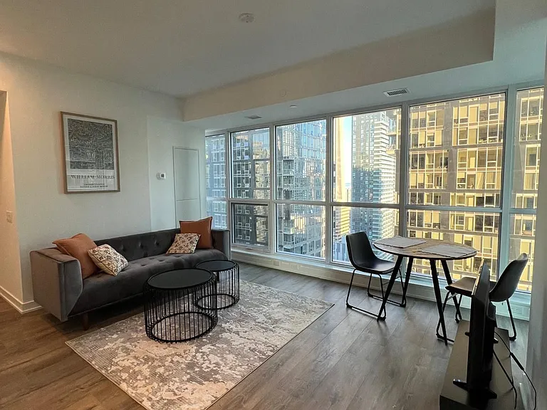 327 King St W #2903 — Photo 2