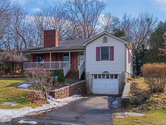 2nd image of 29 Hooker Dr