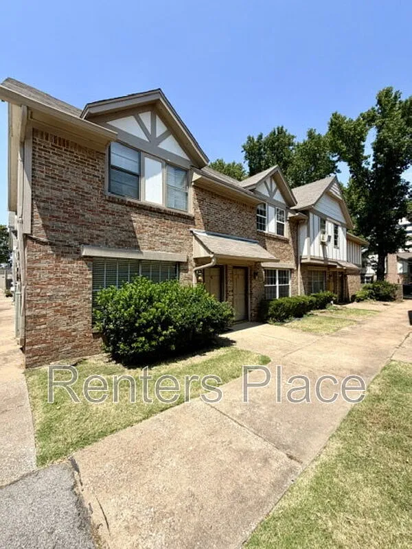 2 bed, 1.5 bath, 976 sqft, $1,100 — Photo 1