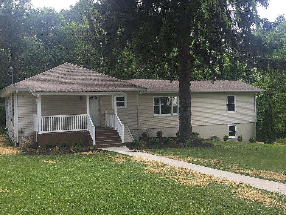 1st image of 2338 Ada St