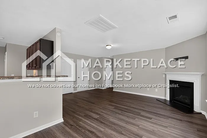 401 Feather Site Ct — Photo 10