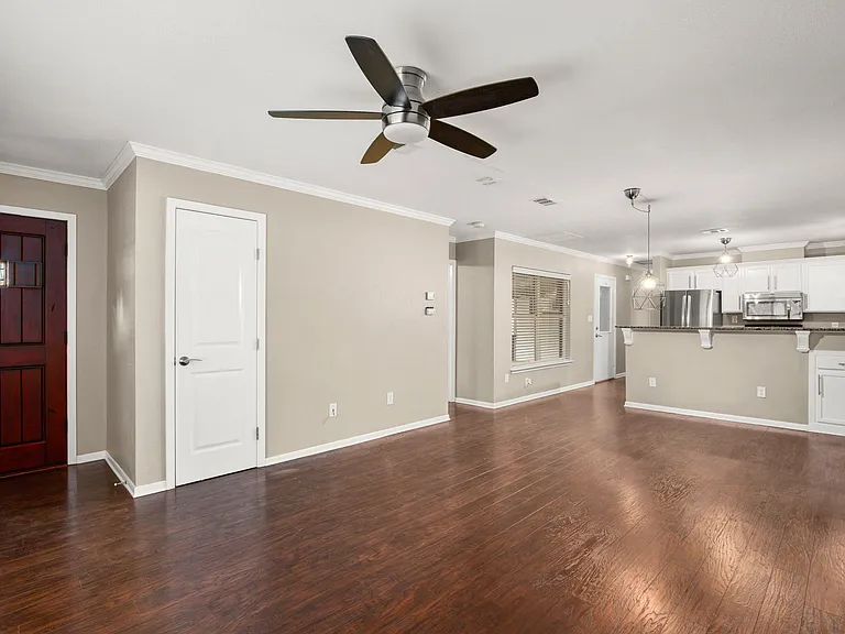 1709 J J Seabrook Dr — Photo 4