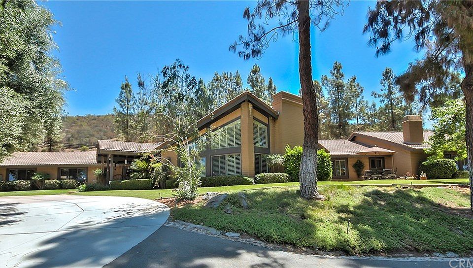 40100 Avenida La Cresta, Murrieta, CA 92562 Zillow
