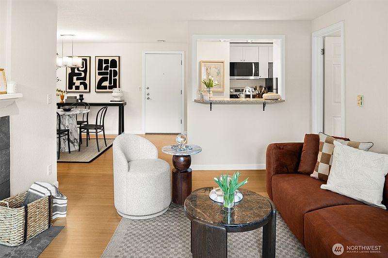 2nd image of 5901 Phinney Avenue N #206