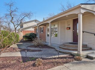 1957 Coronada Dr, Ann Arbor, MI