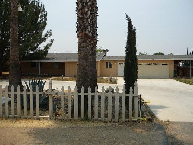 1st image of 25361 Fir Ave