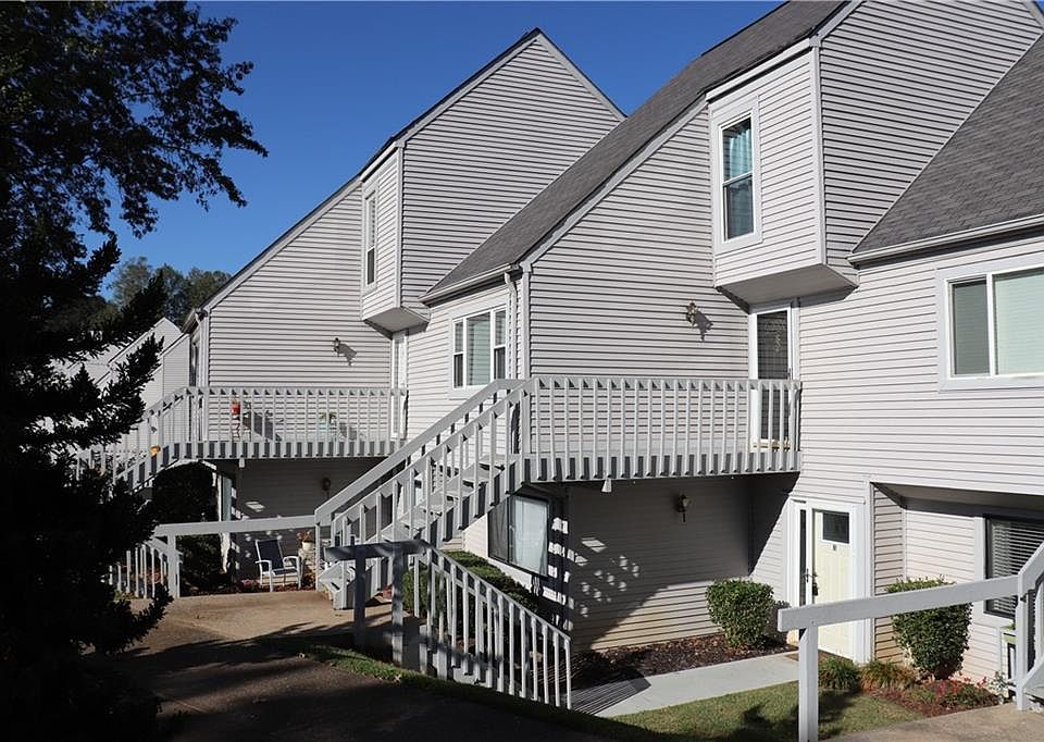 1st image of 1050 21st Ave NW APT 81