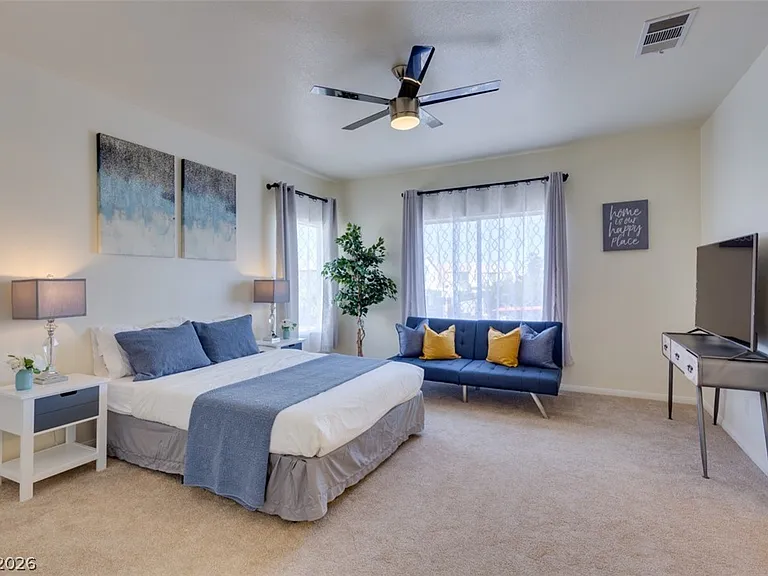 7886 Blue Brook Dr — Photo 14