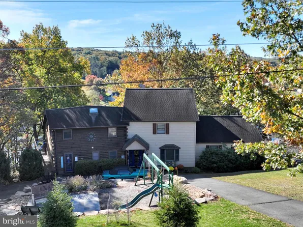 1489 Bearcat Cv, Auburn, PA 17922