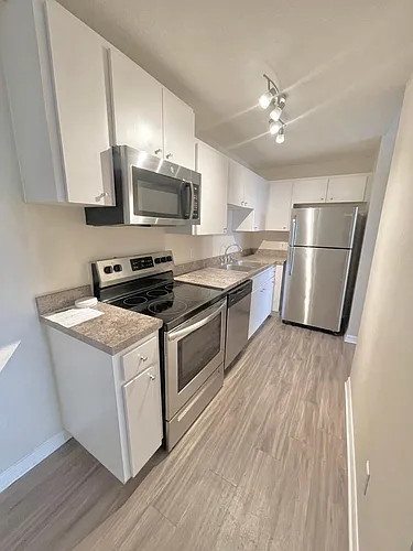 2403 W Platt St #B Photo 1
