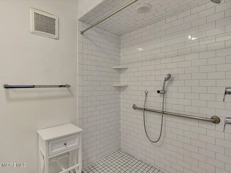 55 Brighton Ave #4 — Photo 24