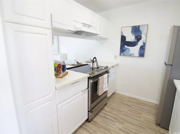 92-1179 Palahia St APT J202, Kapolei, HI 96707