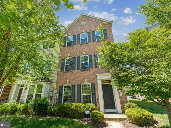 2412 Baileys Pond Rd, Accokeek, MD 20607