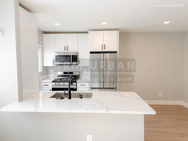 4020 Cherokee Ave #8 — Photo 4