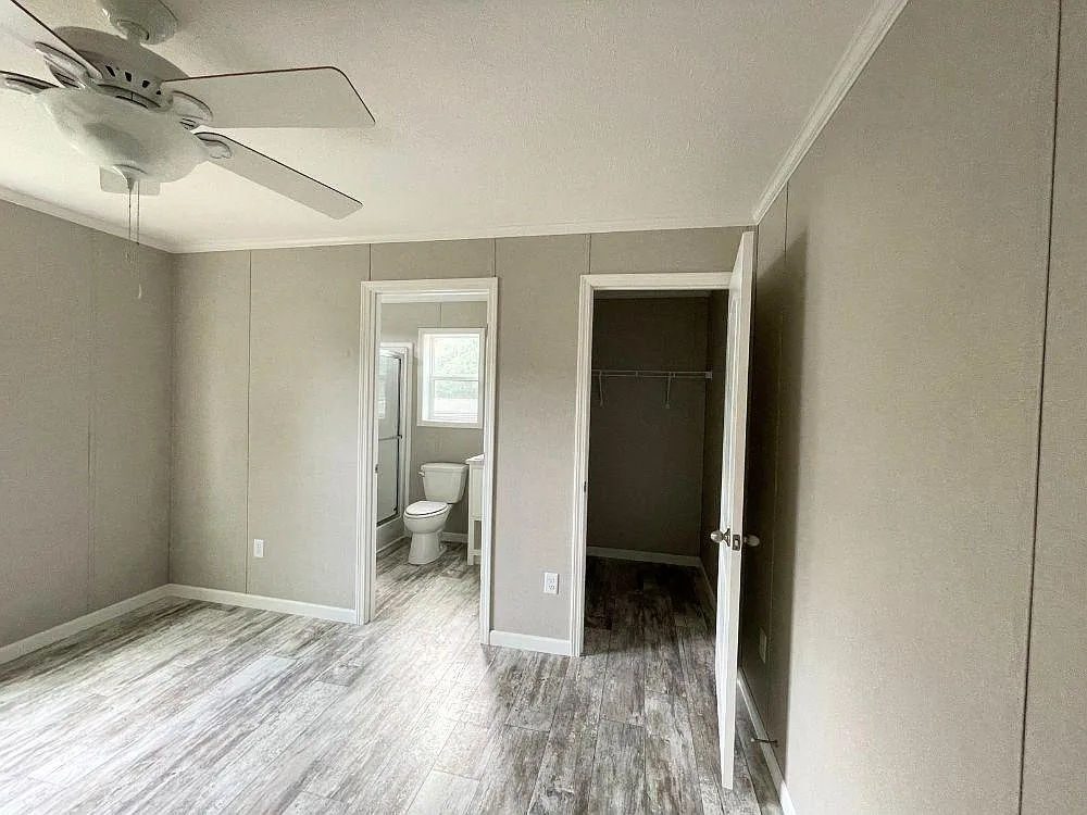 3 bed, 2.0 bath, 924 sqft, $1,650 — Photo 3