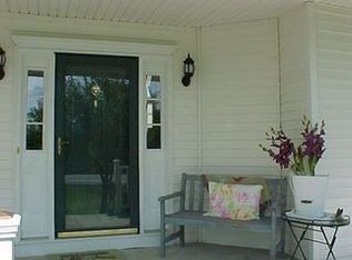 27 Barlow Rd, Hudson, OH 44236