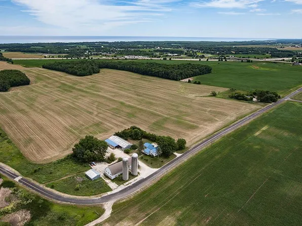13801 South Fischer Creek ROAD, Cleveland, WI 53015
