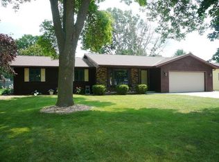 2165 Rachel Dr, Green Bay, WI 54311