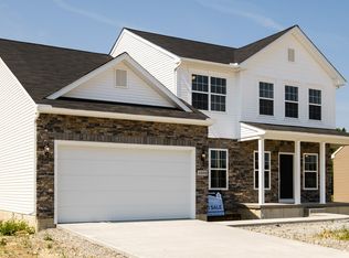 4480 Weathervane Dr, Lorain, OH 44053