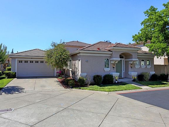 2nd image of 643 Carstairs Ct