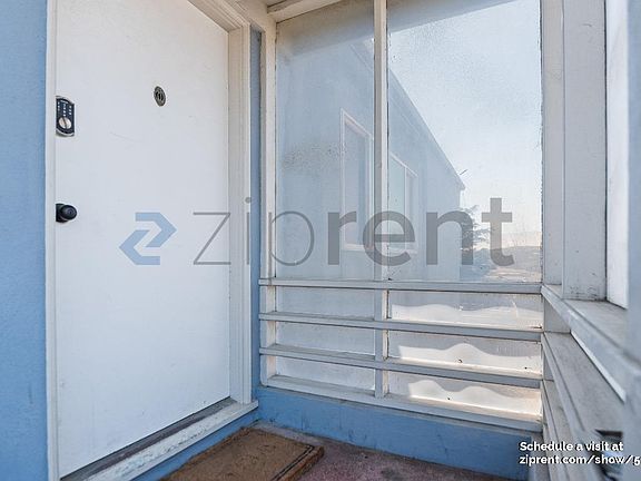 3rd image of 1002 S Mayfair Ave #U