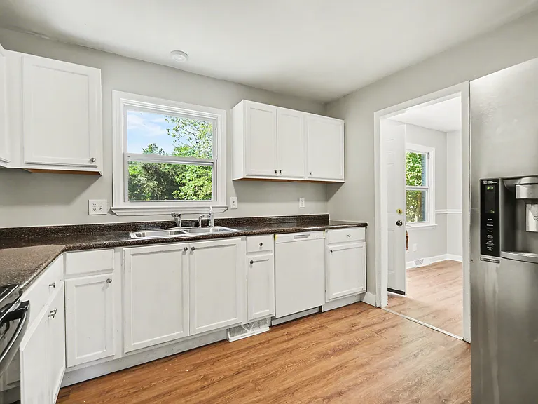 5439 Kerry Ln — Photo 22