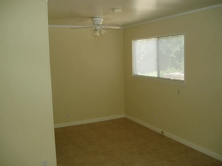 6806 Lexington Rd #B — Photo 7