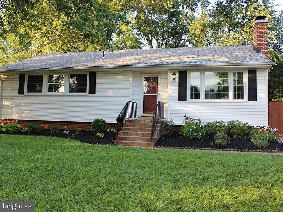 1st image of 14712 Crenshaw Dr