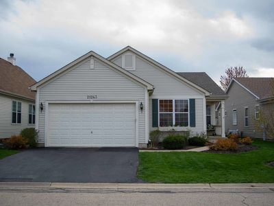 21243 Barth Pond Ln, Crest Hill, IL, 60403