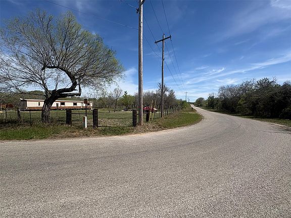 2nd image of 1285 Burdette Wells Rd