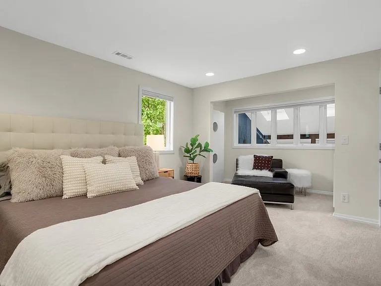 1202 Juno Ave — Photo 21
