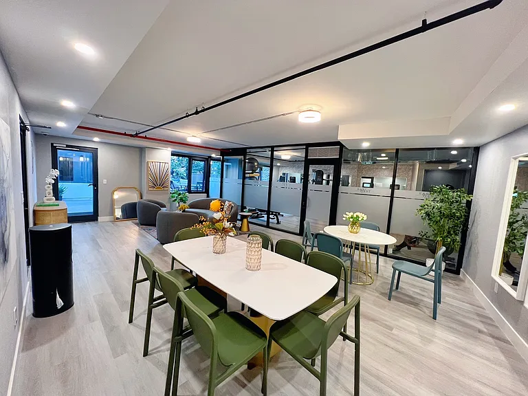 44 Fifteen College Point Blvd #5C — Photo 15