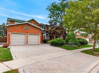 48 Captain Francis Dr, Markham, ON L3R 9C9
