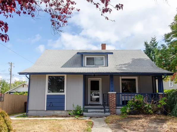 1823 S Adams Street, Tacoma, WA 98405