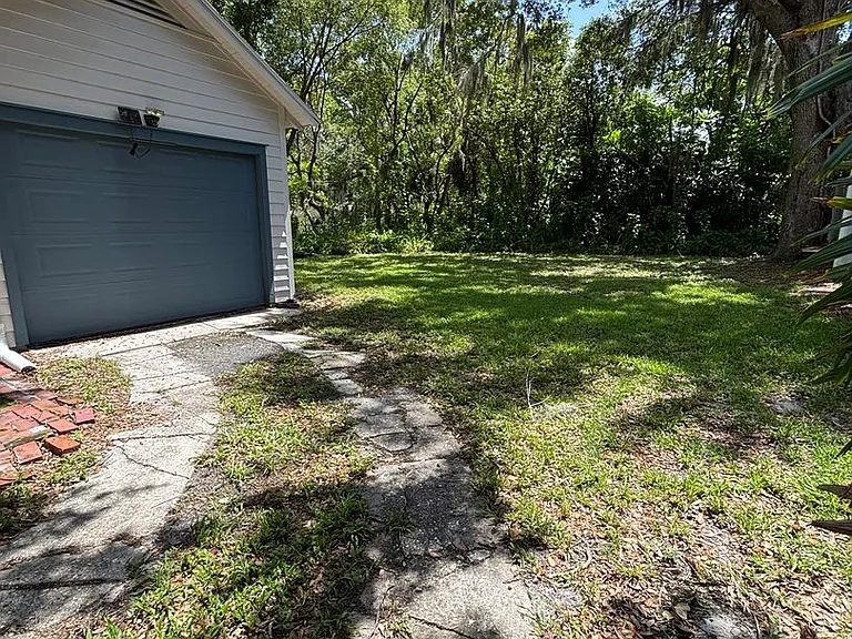 211 N Highland Ave — Photo 35